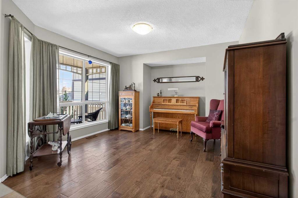 Picture for 3737 Springbank Drive SW