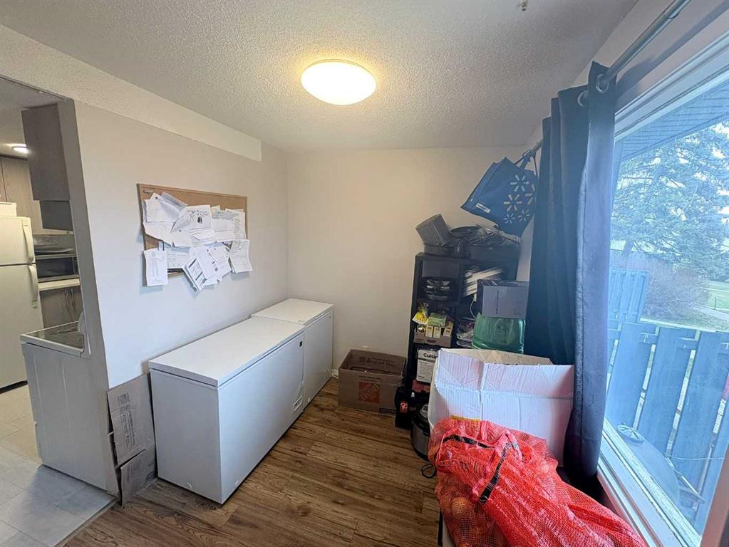 Picture for 89, 6440 4 Street NW