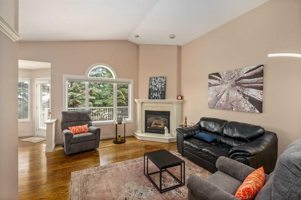 Picture for 28 Hamptons Rise NW