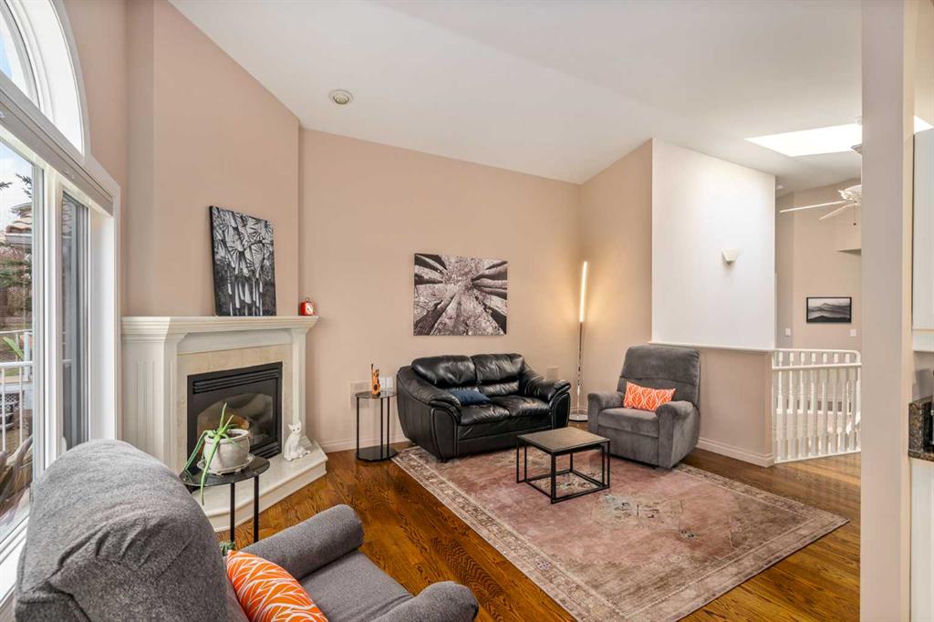 Picture for 28 Hamptons Rise NW