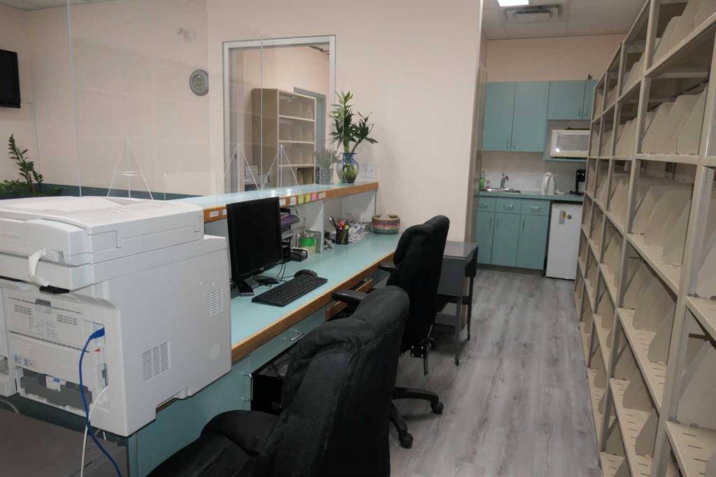 Picture for 219, 328 Centre Street SE
