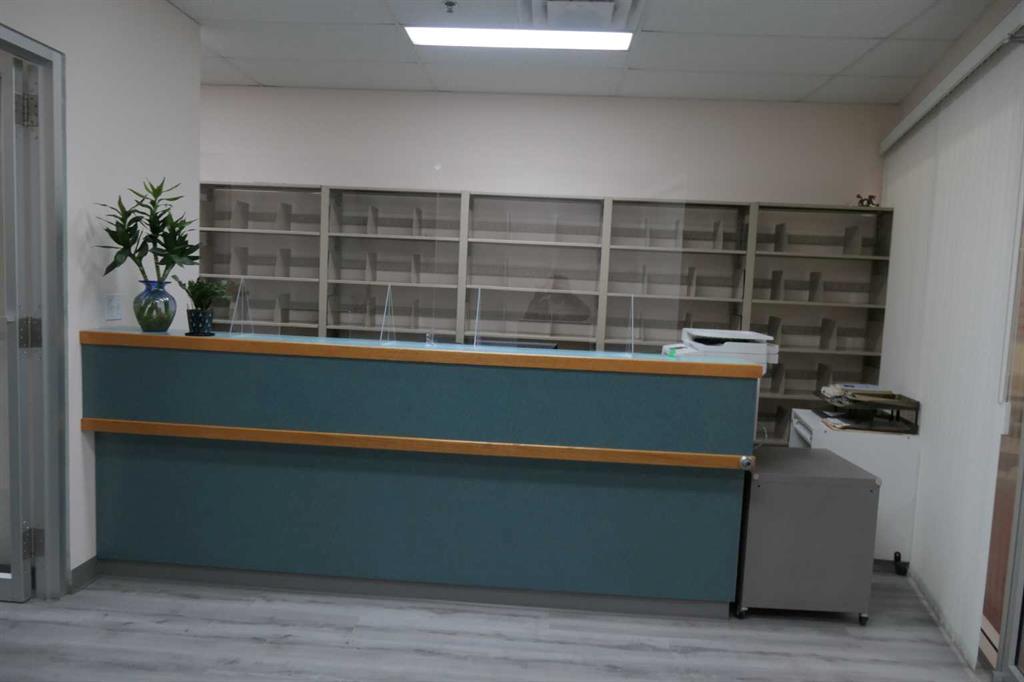 Picture for 219, 328 Centre Street SE