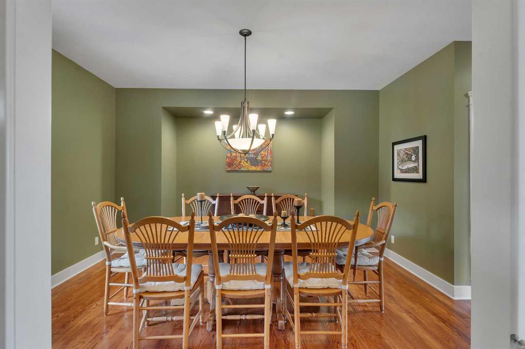 Picture for 110 Crooked Pond Way  