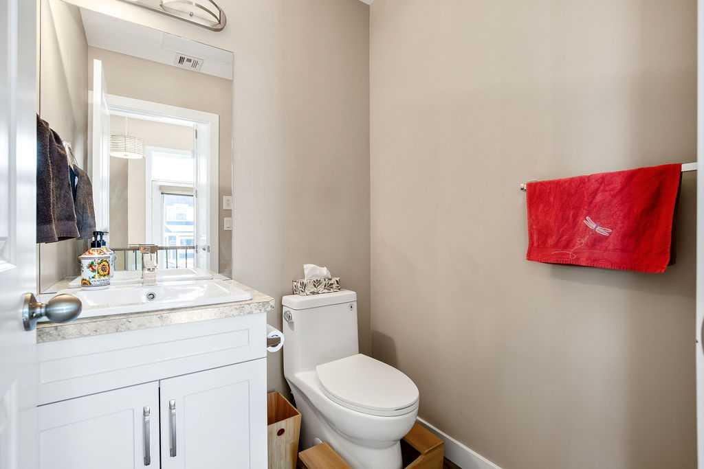 Picture for 2226 Westmount Road NW