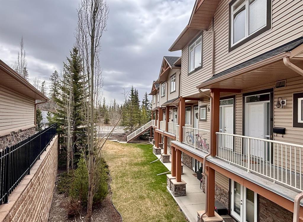 Picture for 9, 181 Rockyledge View NW