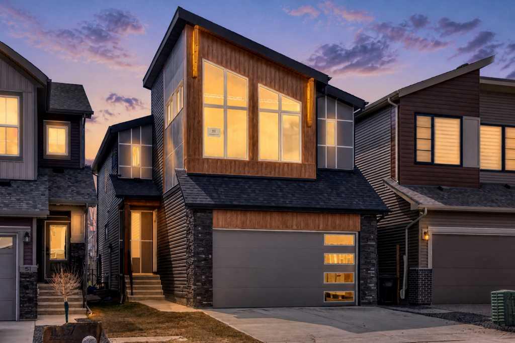 Picture for 55 Silver Spruce Grove SW