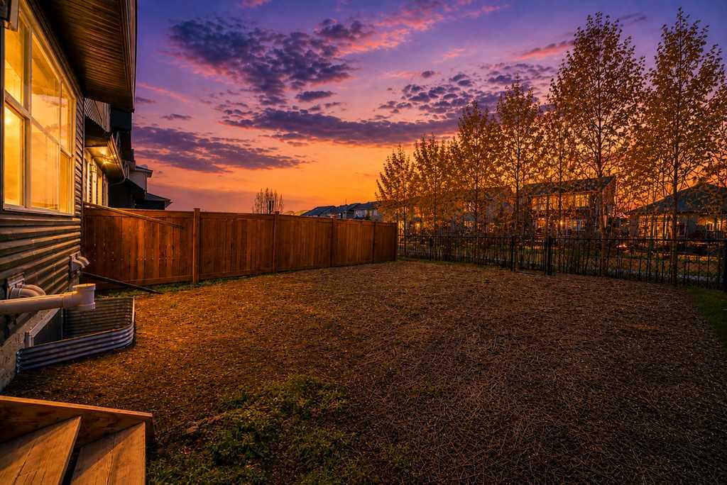 Picture for 55 Silver Spruce Grove SW