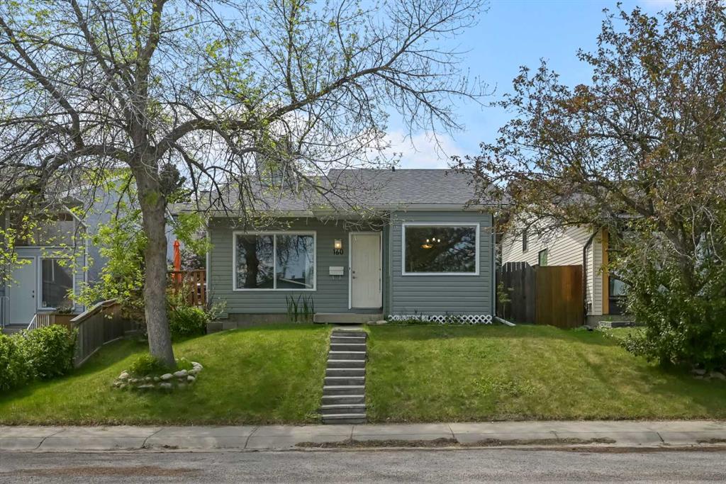 Picture for 160 Strathcona Close SW