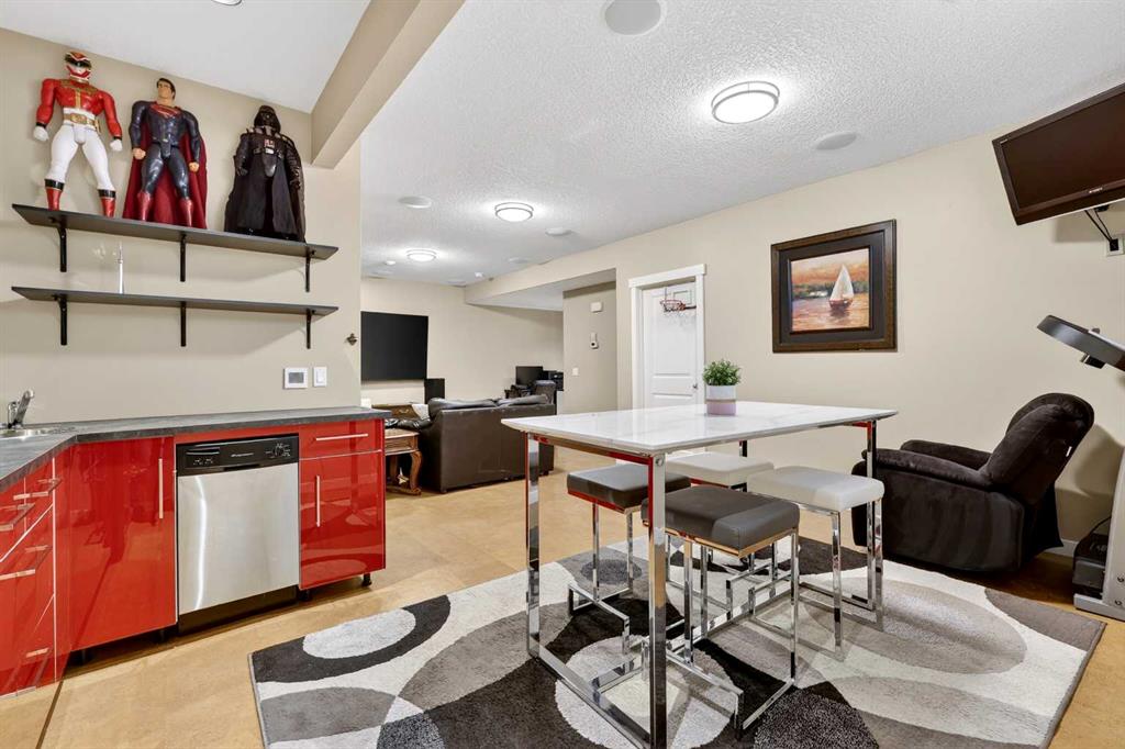 Picture for 44 Elgin Meadows Link SE