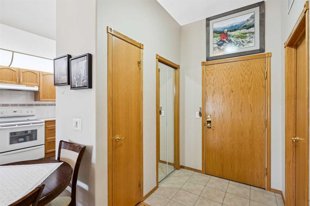 Picture for 301, 728 Country Hills Road NW