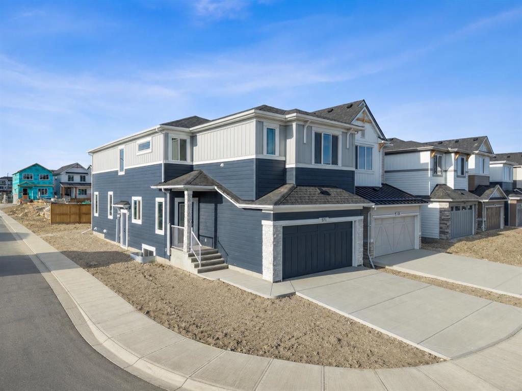 Picture for 571 Buffaloberry Manor SE