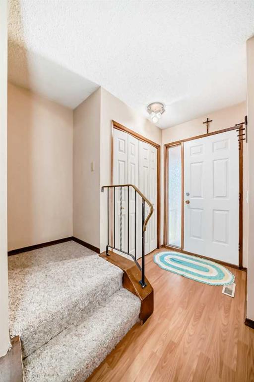 Picture for 970 Berkley Drive NW