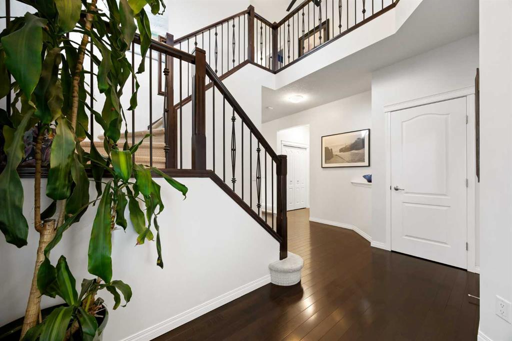 Picture for 77 Cougar Ridge Cove SW