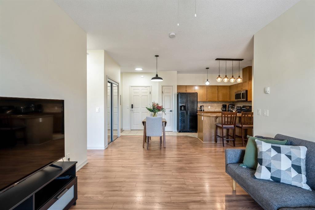 Picture for 1402, 92 Crystal Shores Road 