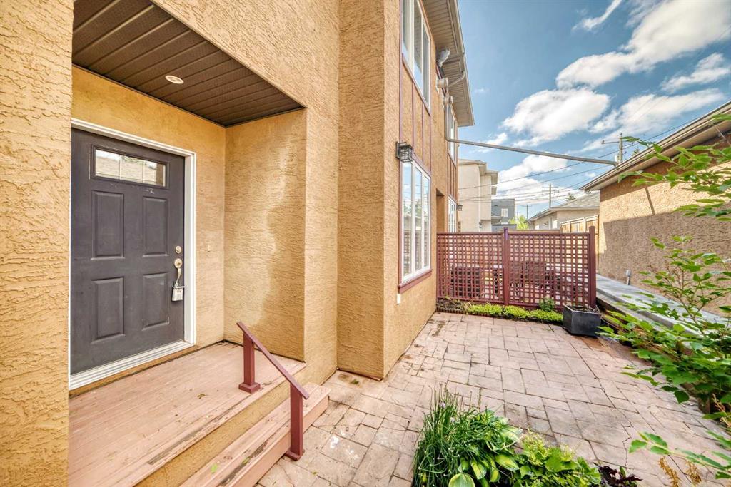 Picture for 2, 1921 30 Street SW