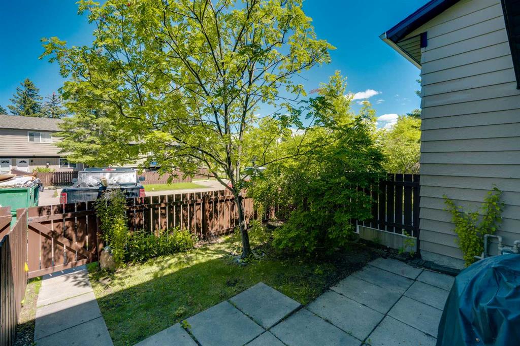 Picture for 13, 7205 4 Street NE