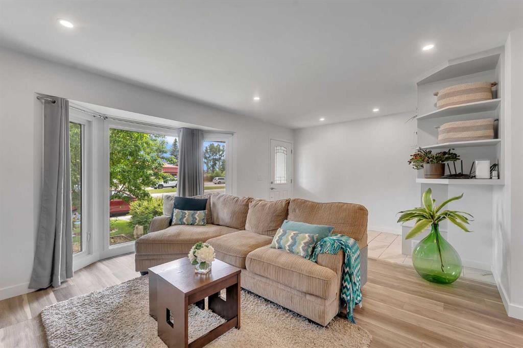 Picture for 2162 Summerfield Boulevard SE