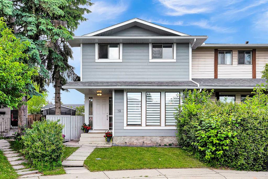 Picture for 19 Templeton Bay NE
