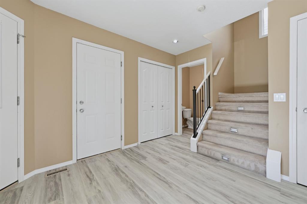 Picture for 4 Everglen Grove SW