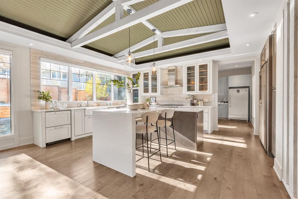 Picture for 625 Britannia Drive SW