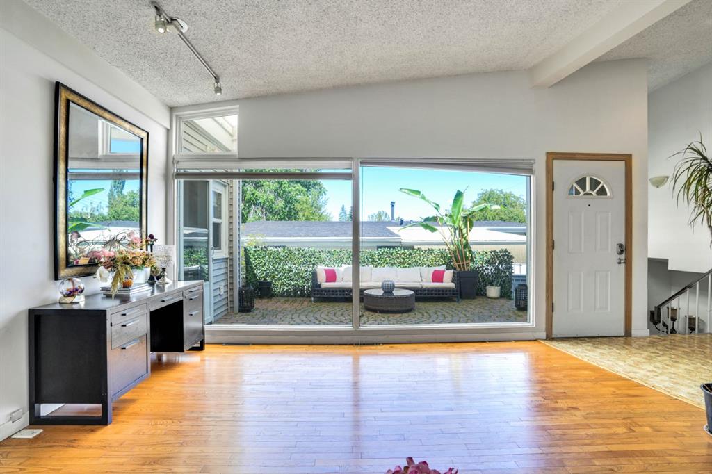 Picture for 116 Selkirk Drive SW