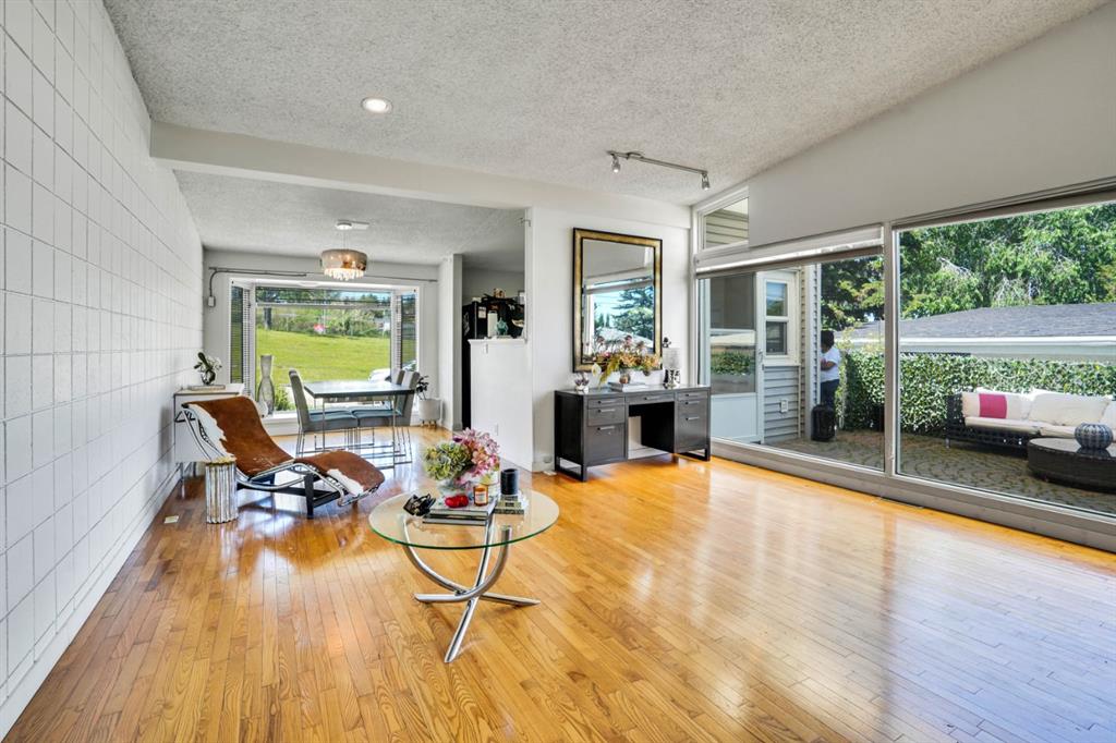 Picture for 116 Selkirk Drive SW