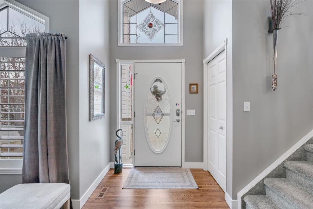 Picture for 114 Riverview Circle SE