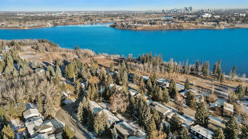 Picture for 8907 Baylor Crescent SW