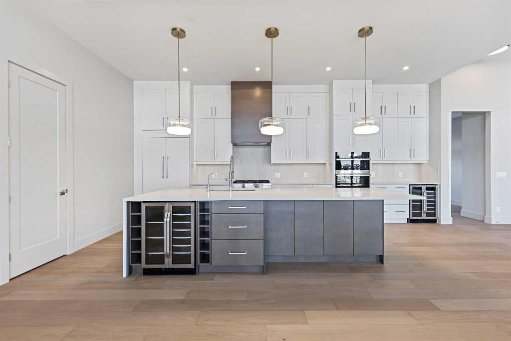 Picture for 302, 140 Marina Cove SE