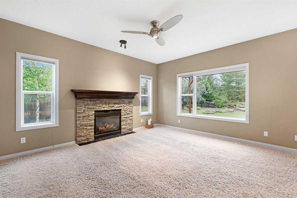 Picture for 18 Aspen Hills Manor SW