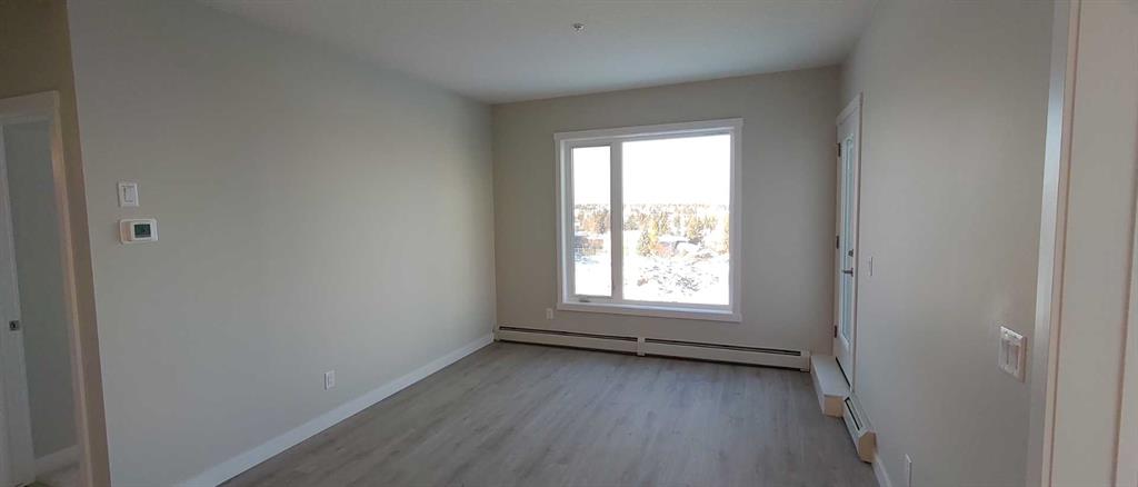 Picture for 403, 660 Shawnee Square SW