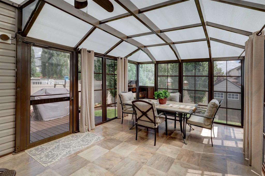 Picture for 1210 Kingston Crescent SE