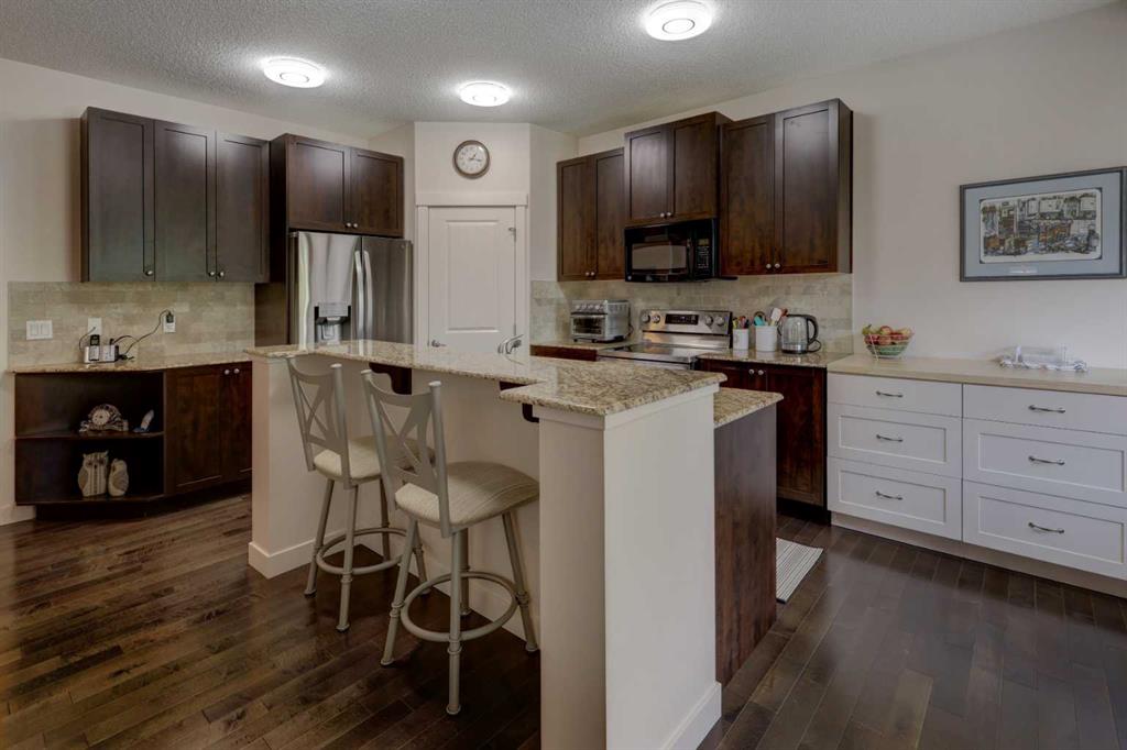 Picture for 1210 Kingston Crescent SE