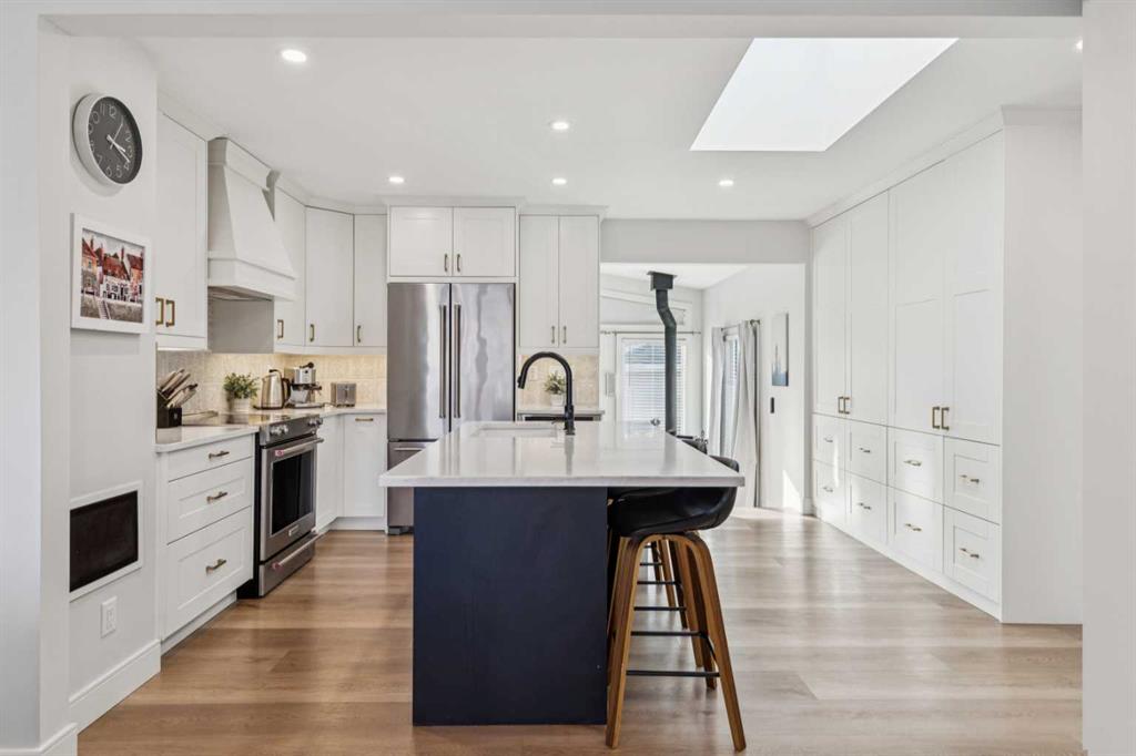 Picture for 412 Athlone Road SE