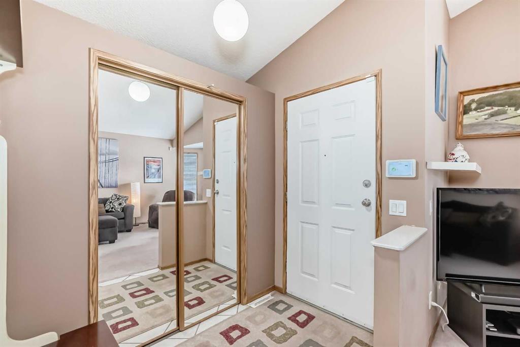 Picture for 329 Martinwood Place NE