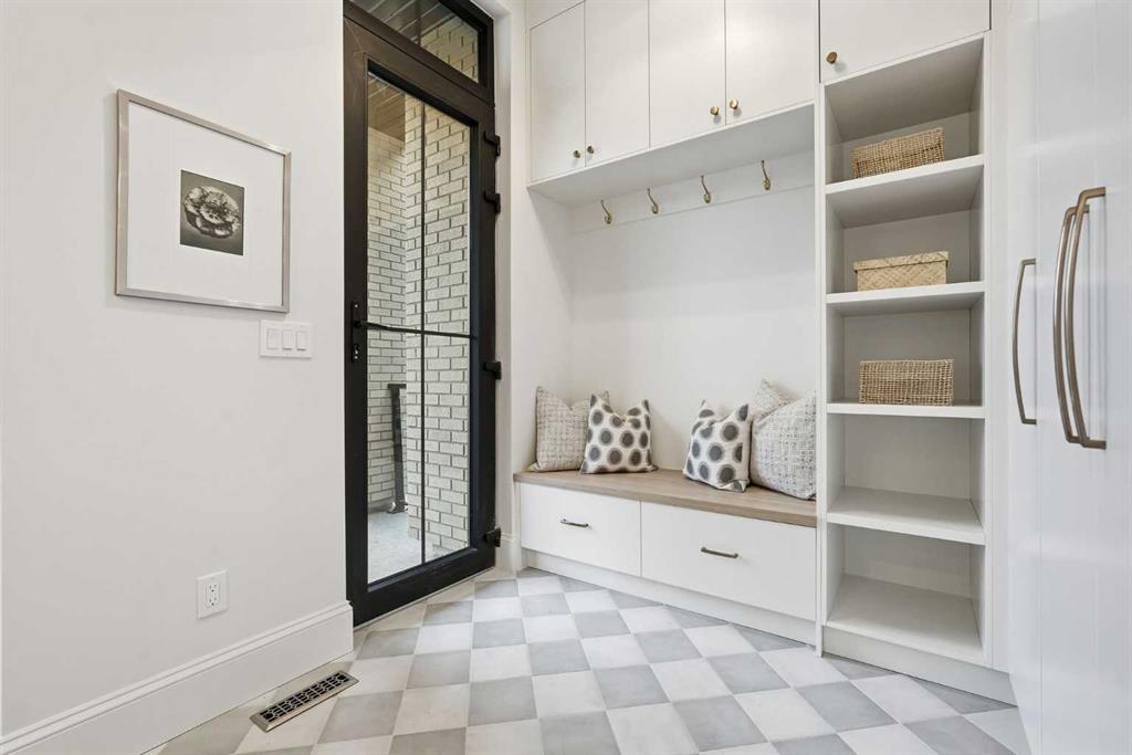 Picture for 2009 28 Avenue SW