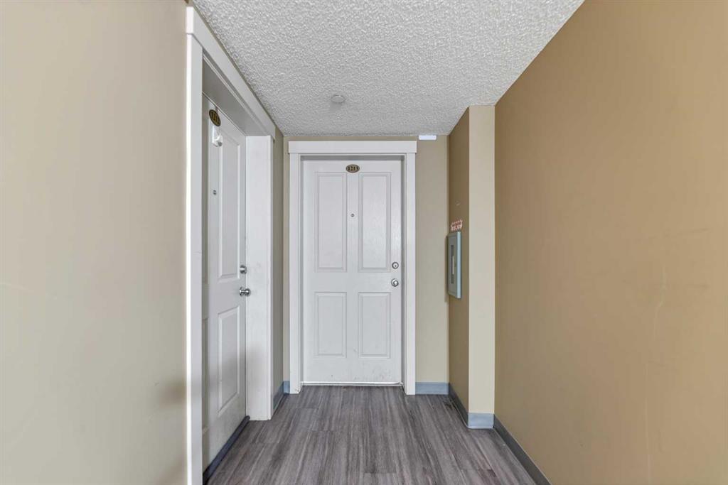 Picture for 1213, 4 Kingsland Close SE