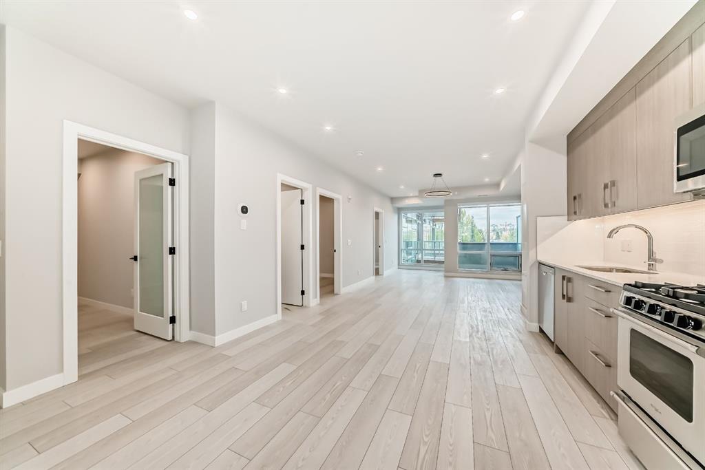 Picture for 325, 110 18A Street NW