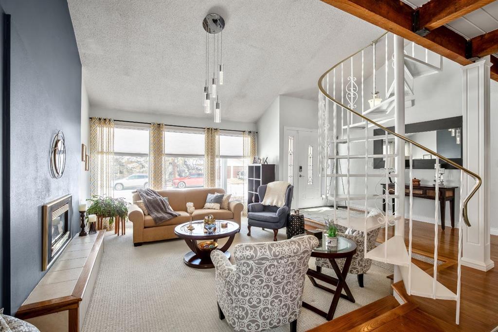 Picture for 35 Parkwood Crescent 