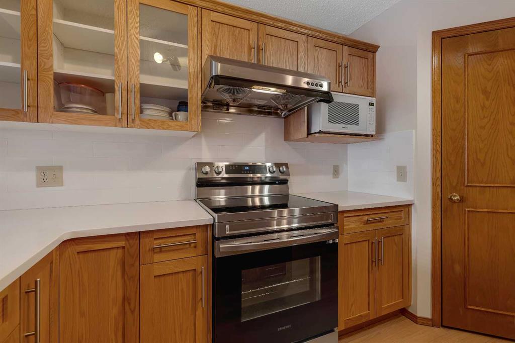 Picture for 133 Riverview Park SE