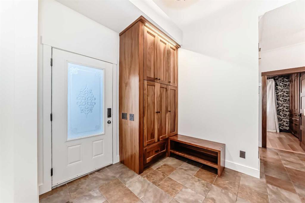 Picture for 2 Tuscany Estates Crescent NW