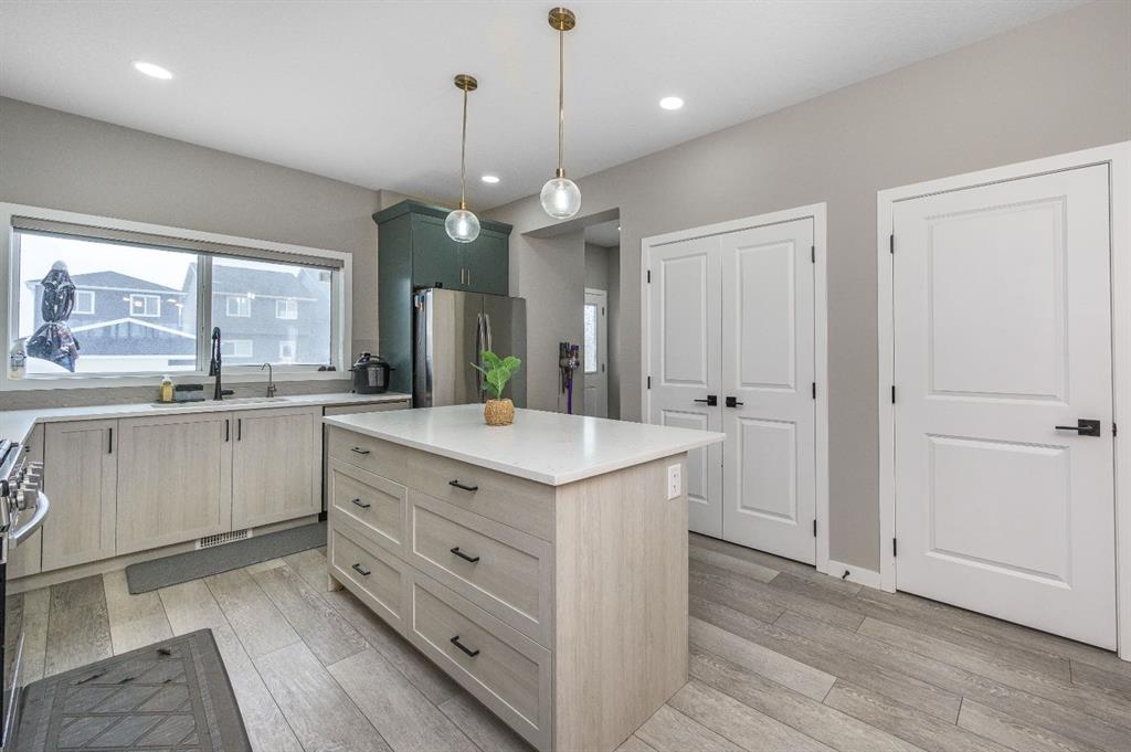 Picture for 2049 Cobblespring Avenue SW