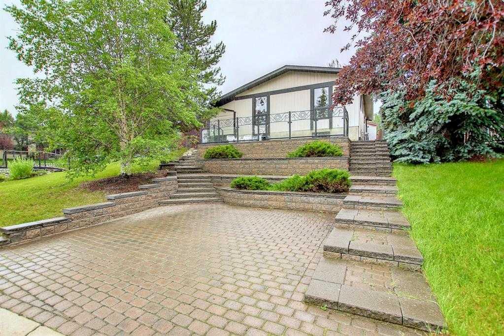 Picture for 3 Berwick Crescent NW