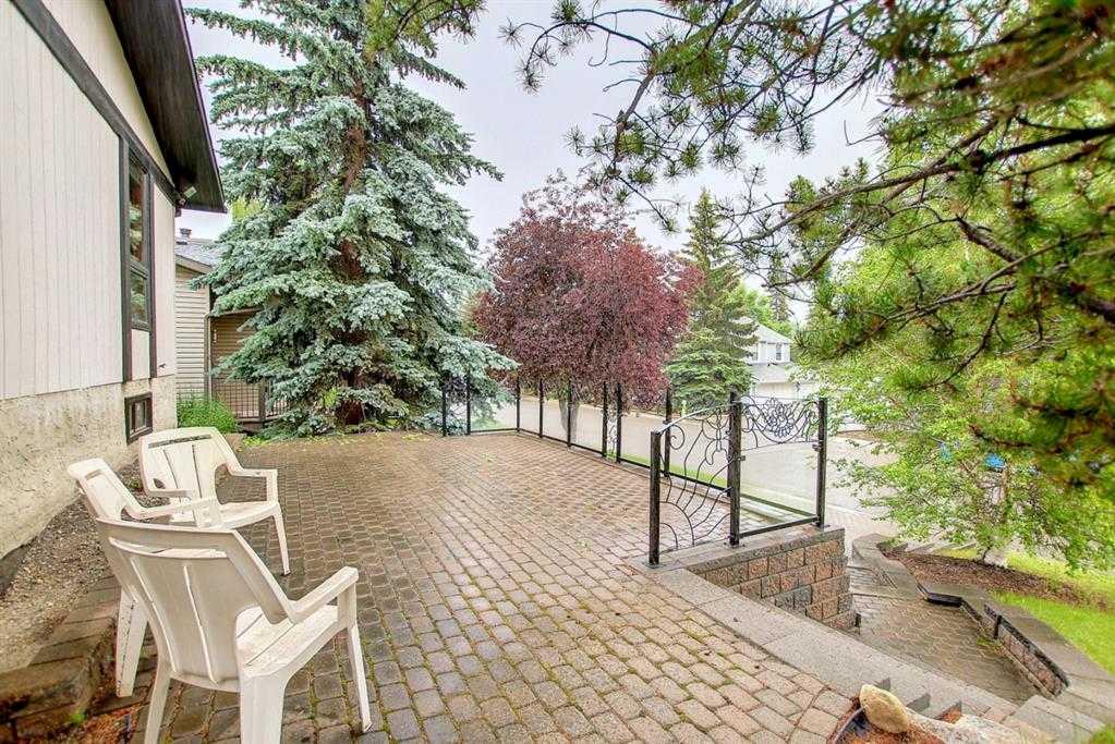 Picture for 3 Berwick Crescent NW