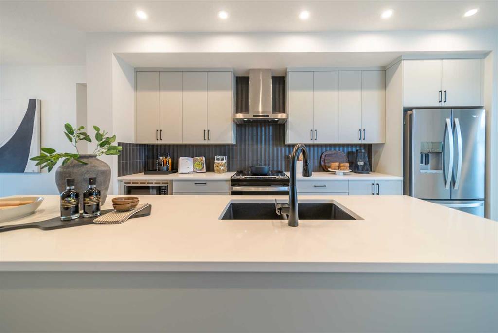 Picture for 42 Creekview Avenue SW