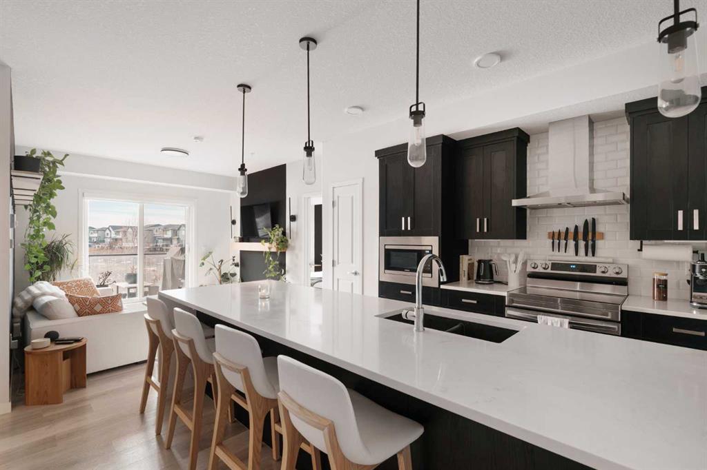 Picture for 1106, 42 Cranbrook Gardens SE