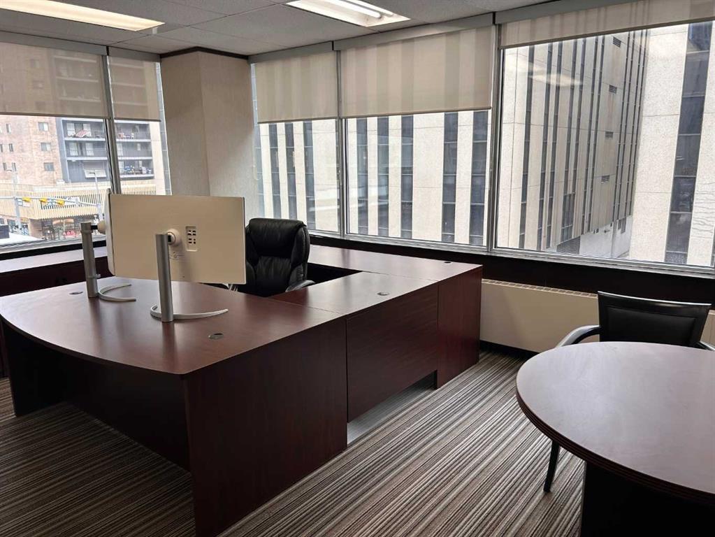 Picture for 300, 900 6 Avenue SW