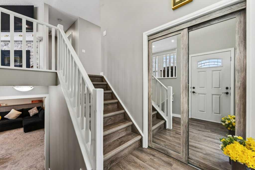 Picture for 96 Templehill Drive NE