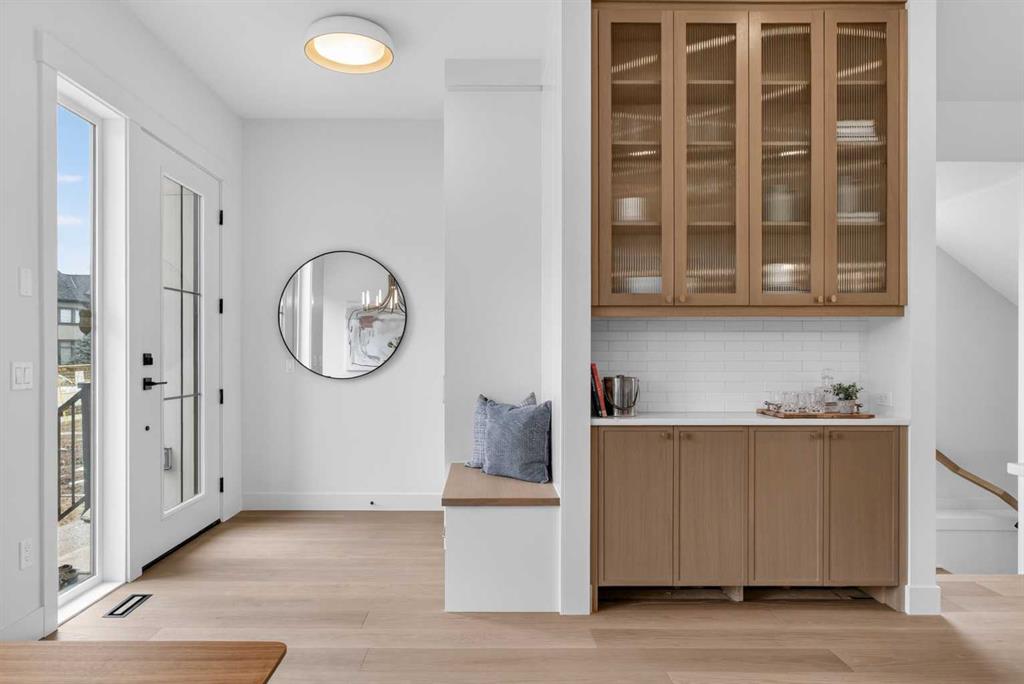 Picture for 2533 2 Avenue NW