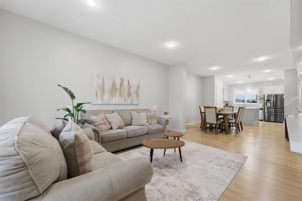 Picture for 34 Lavender Manor SE